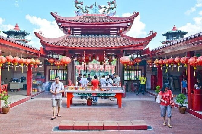 1 Day Batam City Tour with Ferry Ticket, Lunch and Massage - Muhammad Cheng Ho Mosque: Chinese architectural style with Arabic lettering