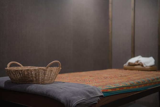 1 Hour Deep Tissue Thai Massage with Balm - Free Transportation - Hotel pickup to massage room: the logistics that make it feel effortless