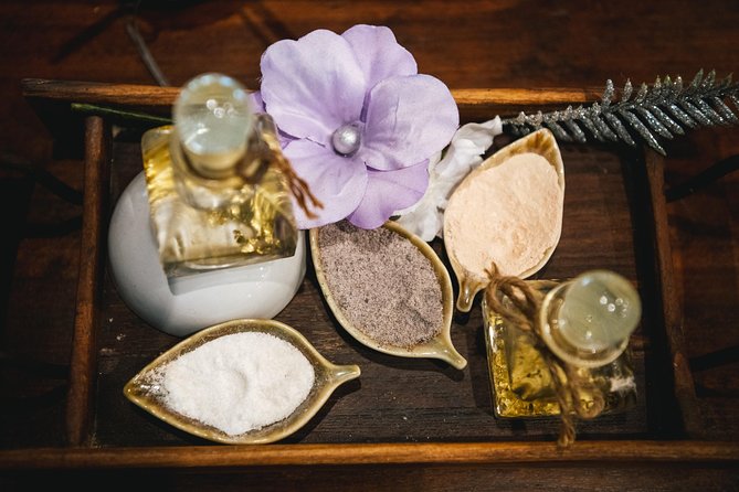 60 Mins -The Home Feet massage with Hotstone -Free Transportation - Should you book this in Chiang Mai?