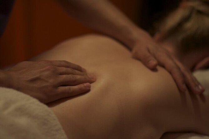 60-Minute Full Body Massage with Jacuzzi & Sauna in Hurghada - Massage Session: Aromatic Oils and Muscle Relief Flow