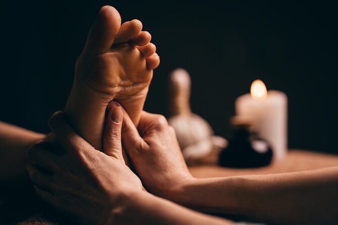 60 minute massage - Relaxing, but with real focus for neck pain and long flights