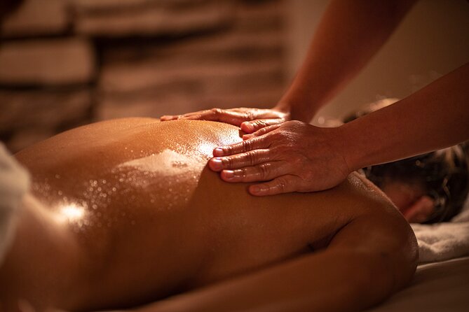 90 min Thai-Bali Fusion Massage at THAI SPA MASSAGE BARCELONA - Private Session: Your Group, Your Pace