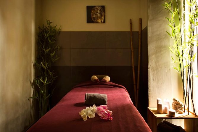 90-Minute Aroma Oil Massage plus 20' min Free Fish Pedi - Key highlights at a glance