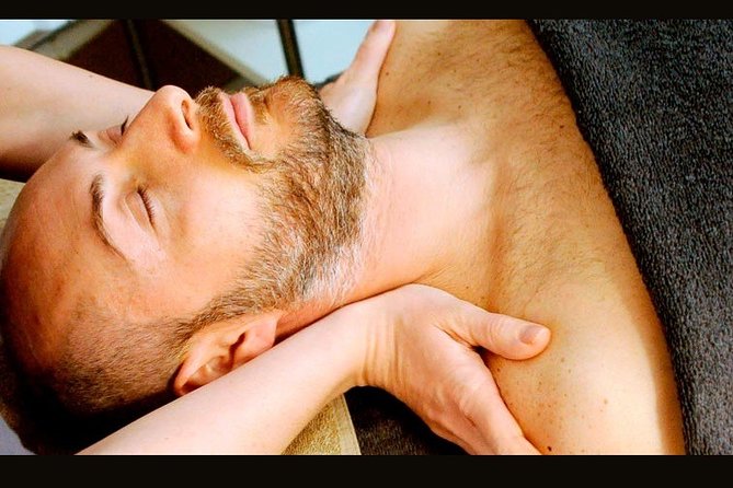 90 minute massage - Arrival at Av. de Raxoi: The Part That Can Cost Time