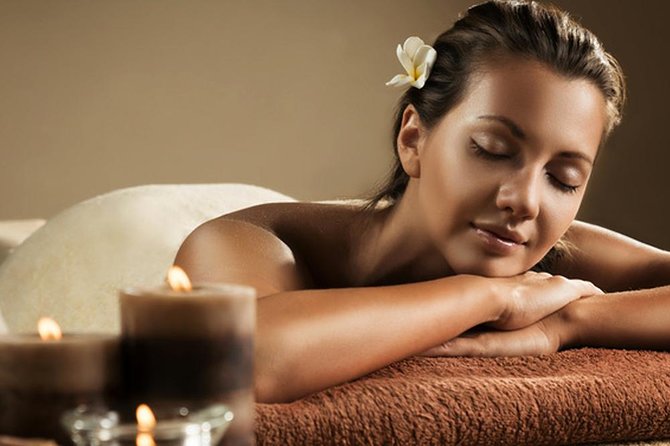 Agadir : 1h Relaxing Berber Massage - The 1-Hour Flow: Foot Bath, Herbal Tea, Then Body Oils