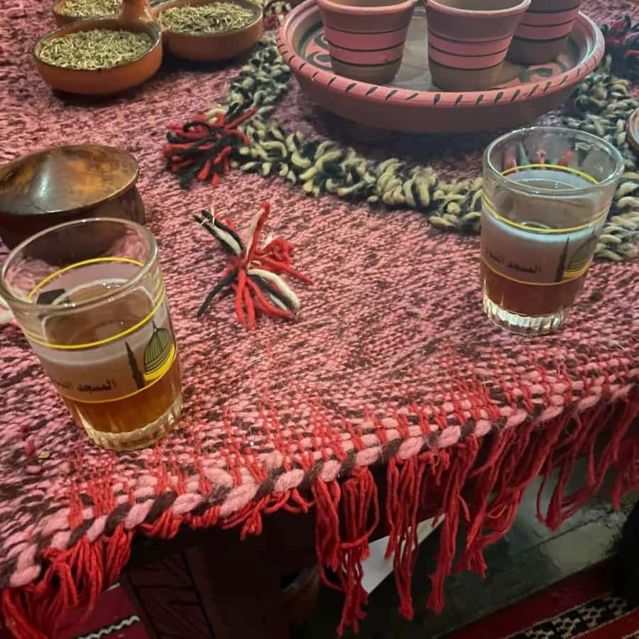 Agadir : Hammam and Massage Experience at Itrane Spa - The Tea and the Atmosphere: Colorful, Clean, and Human