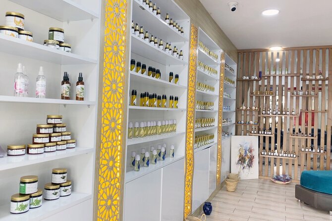 Agadir Traditionally Hamam and Massage with transfer - Why the Sandalwood + Oils Combo Is Part of the Value