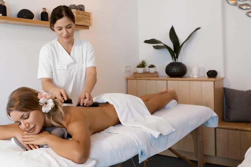 Akrotiri: Aromatherapy Couples Massage - Price and value: is $234 per group worth it in Santorini?