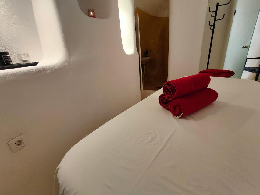 Akrotiri: Travel Recovery Aromatherapy Massages - The Therapist Factor: Certified and Personal