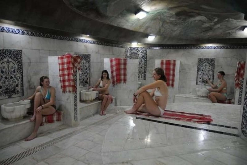 Alanya: Women-Only Turkish Bath Experience with Massage - Aromatic Oil Massage and Face Mask: The Slow-Down Part