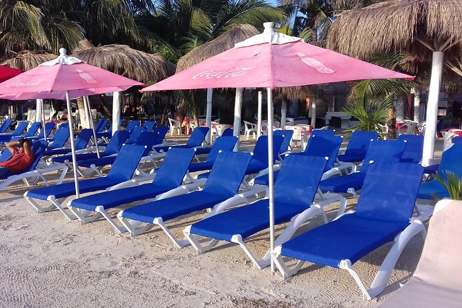 All-inclusive beach day in LOS ARRECIFES REST. / open bar - massage and lunch .. - Los Arrecifes in Mahahual: a beach day built around comfort