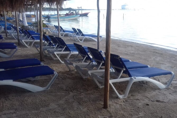 All-inclusive beach day in LOS ARRECIFES REST. / open bar - massage and lunch .. - Massage on the beach: why it’s the main event