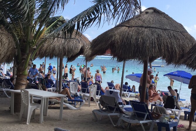 All-inclusive beach day in LOS ARRECIFES REST. / open bar - massage and lunch .. - Lunch at Los Arrecifes: one choice, and what’s on it