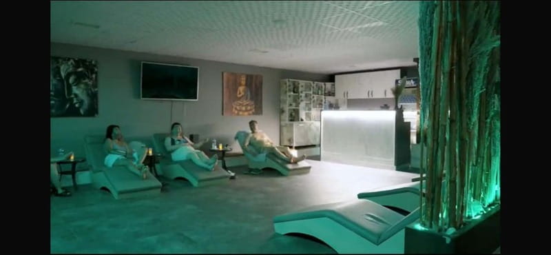 Antalya: Turkish Bath with Peeling Foam and Oil Massage - Facilities and Staff: Friendly Guidance Makes a Big Difference