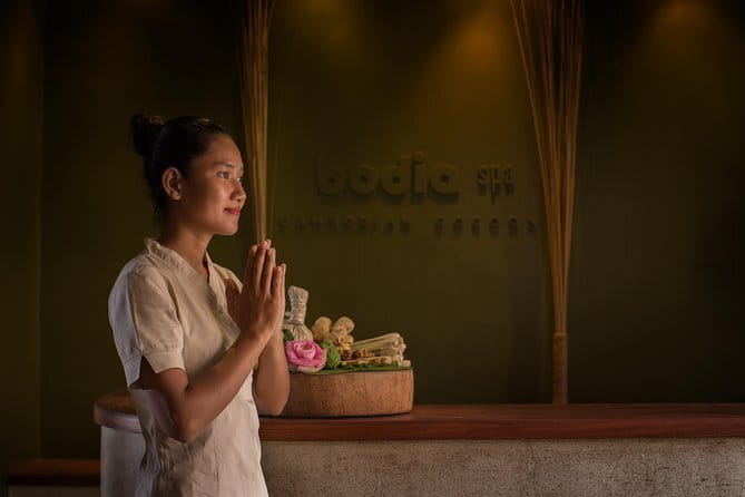 Apsara Indulgence 4 Hands Massage in Phnom Penh - The 90 minutes: what actually happens in sequence