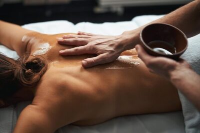 Aroma Massage Danang - How the scent choice changes the whole mood: lavender, lemongrass, rose