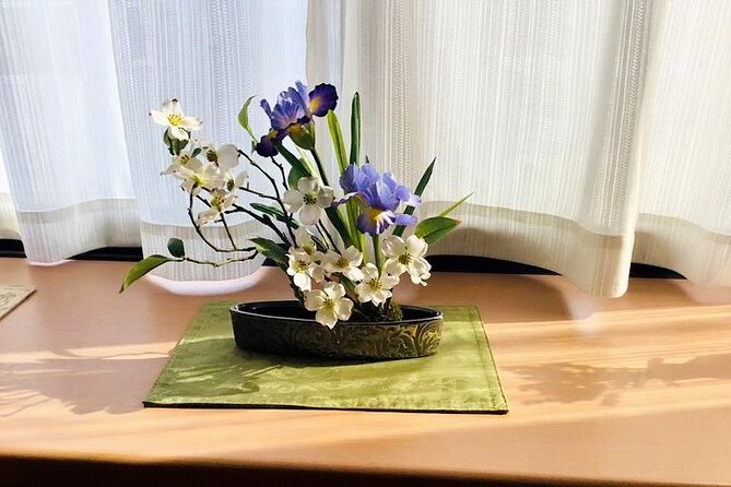 Aroma Massage with cherry blossom infused oil - What Happens in the 2-Hour Aroma Massage