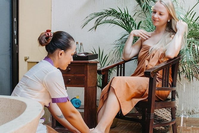 Bali Kuta Luxury Spa Massage Scrub Flowerbath 2 Hour treatment - Body Scrub (30 Minutes) and Yogurt Moisturizer (15 Minutes): Soft Skin, Fast