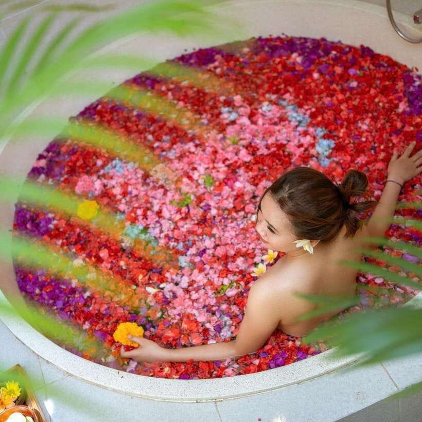 Bali: Luxury Spa Balinese Massage Package Experience - What to bring and what to expect during the session