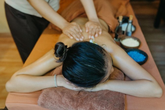 Bali Luxury Spa Massage and flower Bath 2 hour Treatmen - Flower bath: a romantic ending, with a shared-space reality check