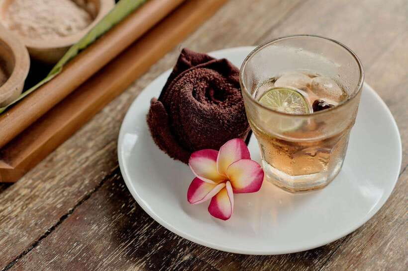 Bali: Ubud Spa Balinese Massage Scrub Flowerbath 2 hour - Transport, Private Group, and the $44 Value Check