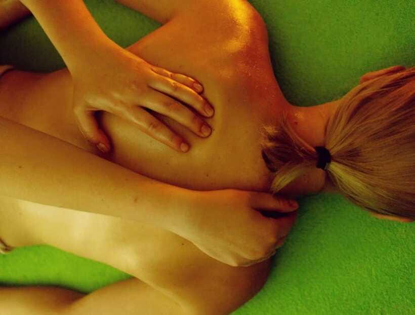 Balinese Massage Experience For Home Service - Therapist Matching and Privacy: One Customer Gets One Female Therapist