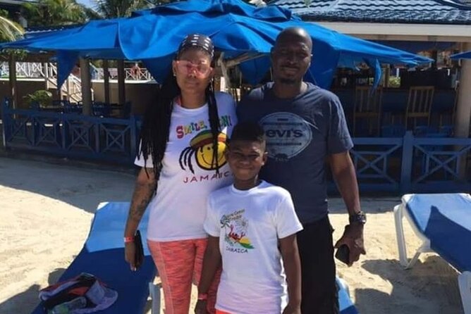 Bamboo Rafting Limestone Foot Massage/Negril 7 Miles Beach/Ricks Cafe Combo - Bamboo rafting on a calm river, plus limestone foot massage