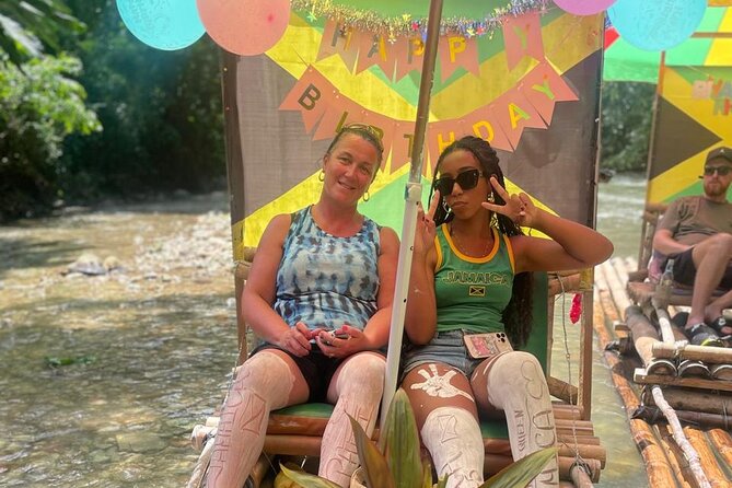 Bamboo rafting & limestone massage on the Great River!(lethe) - Alex Runs the Trip Like a Good Host (And Helps With Photos)