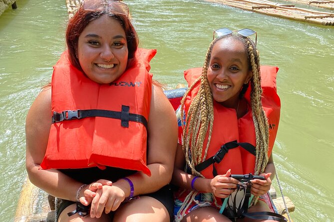 Bamboo River Rafting Experience with Limestone Foot Massage - Private Tour Energy: How the Crew Makes It Work