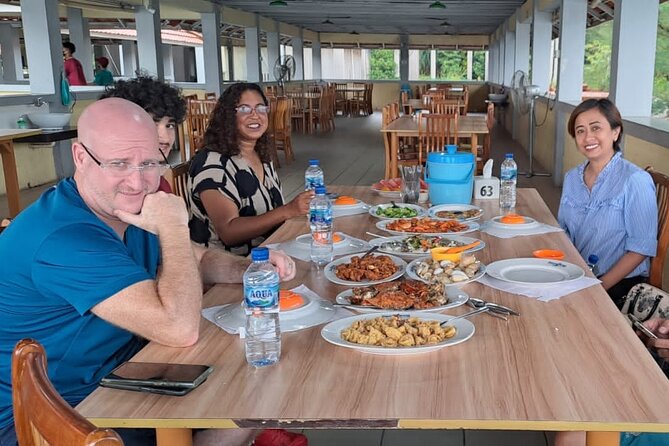 Batam Heritage Tour with Singapore Ferry Ticket, Lunch & Massage - Barelang Seafood lunch: the meal you’ll feel