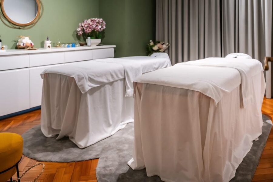 Bucharest: Harmony Wellness Center Massage Treatments - Harmony Wellness Center Massage in Bucharest-Ilfov: A 60-Minute Real-Life Reset