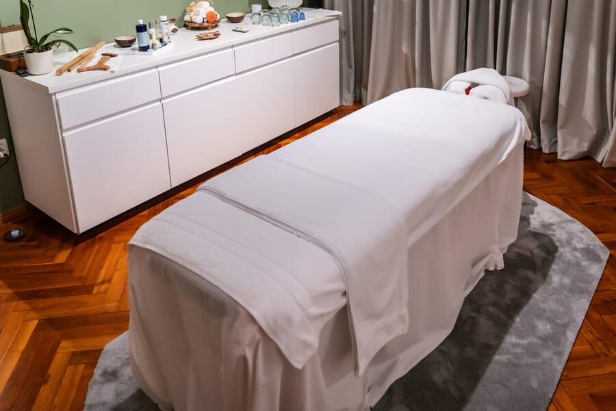 Bucharest: Harmony Wellness Center Massage Treatments - Who Should Book This Massage Session in Bucharest?