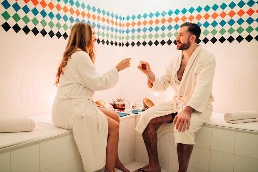 Budapest: Couple Holistic Swedish Massage with Jacuzzi Time - Practical tips so your spa time stays smooth