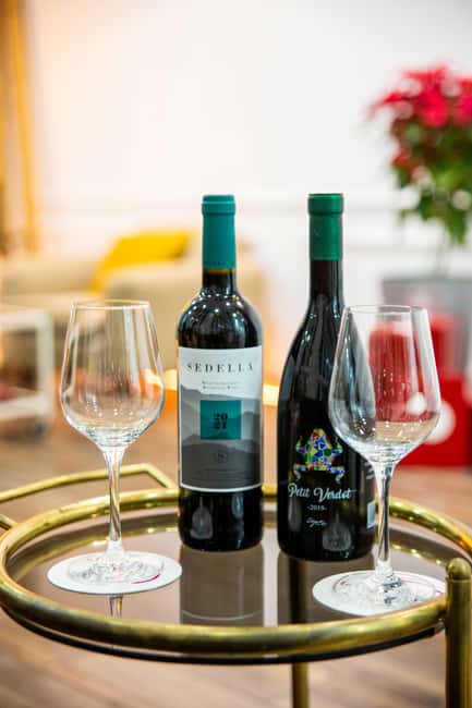 C/Echegaray 5 Málaga center: Malagueño Massage: Massage + Wine Tasting - Who this is best for (and who should skip it)