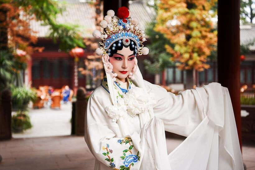 Chengdu: Sichuan Opera Show & Covered Bowl Tea & Massage - Covered Bowl Tea: The Ritual You’ll Actually Remember