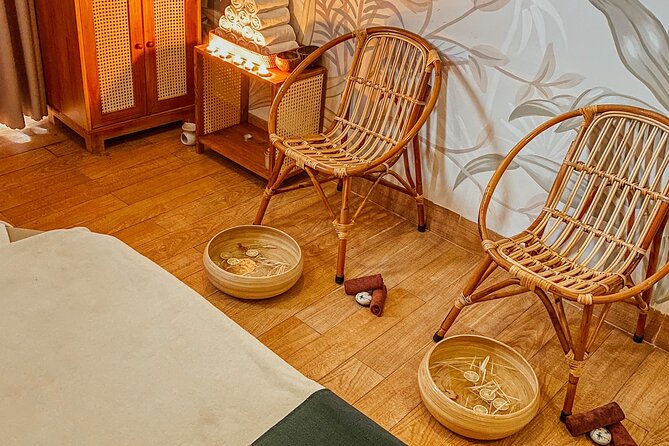 Da Nang: Private 90 minutes Aroma Massage by Trees Spa - What an Aroma Massage Means Here (Essential Oils, Gentle Pressure)