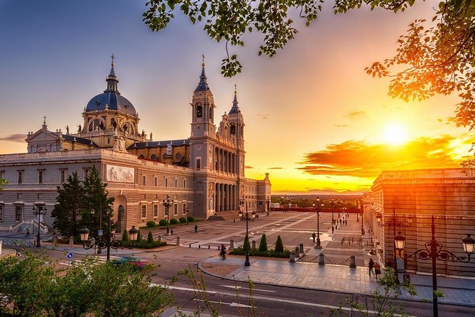 Deep Tissue Massage and continue visiting - A One-Hour Reset in Central Madrid