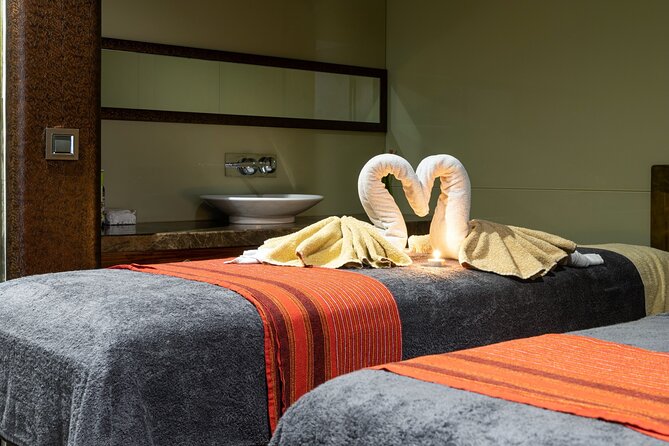 Exclusive Istanbul: Private Turkish Bath, Sauna, Massage & Pool - The Welcome: Tea, Explanation, and Getting Set Up