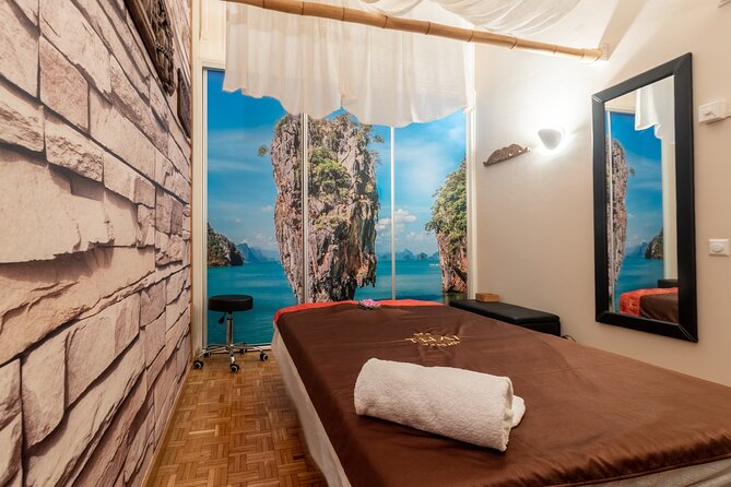 Exfoliating Treatment Body Scrub + Moisturizing Body Wrap 60 min THAI SPA MASSAGE - Finding Thai Spa Massage in L’Eixample (and how timing actually affects your experience)