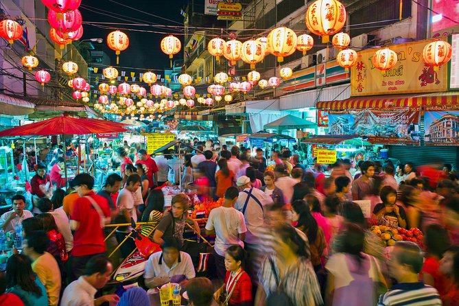 Experience Bangkok at Night with Streetfood Dinner & Foot Massage - Pak Khlong Talat Flower Market: Night Energy and a Lotus-Folding Moment