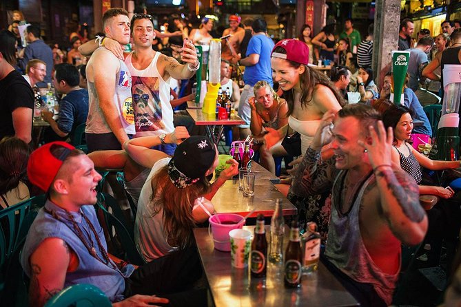 Experience Bangkok at Night with Streetfood Dinner & Foot Massage - Chinatown by Tuk-Tuk: Yaowarat Road Street Food Dinner