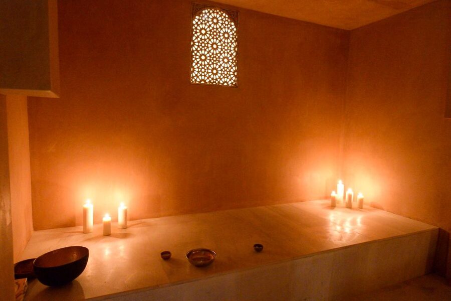 From Malaga: Hammam Bath, Kessa and Relaxing Massage Tour - The mint green tea pause: a small ritual that matters