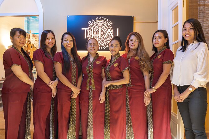 Full Body Massage 60 min and Floral Bath in Jacuzzi 30 min at THAI SPA MASSAGE - Choosing oil aroma and massage type: the small decision that changes everything