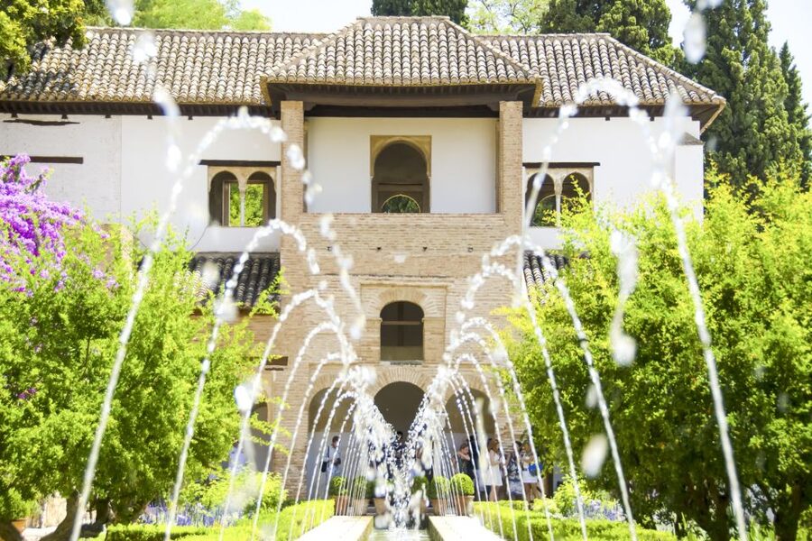 Granada: Alhambra Guided Tour and Arabian Bath and Massage - Who This Tour Fits Best (and Who Might Want Another Plan)