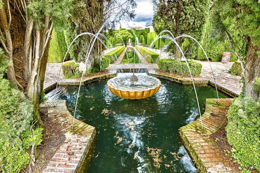 Granada: Alhambra Guided Tour and Arabian Bath and Massage - Charles V and Alcazaba: Why You See Them, Not Just the “Pretty Parts”