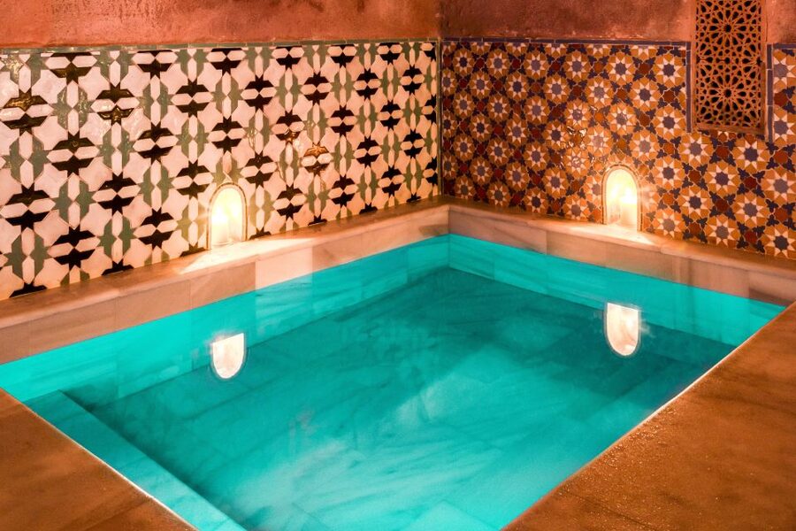 Granada: Hammam Al Ándalus with Massage - What’s included (and why it improves value)