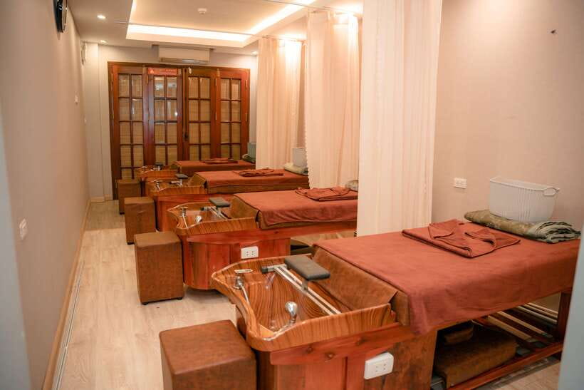 Hanoi Spa Old Quarter : Herbal Shampoo &Head Massage 90' - Where to go: La Spa branches around Hoan Kiem and the Old Quarter