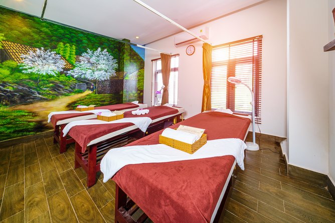 Herbal Aroma Journey (Gentle | Aromatic Flow) - Who This Massage Is For (And Who Should Choose Longer)