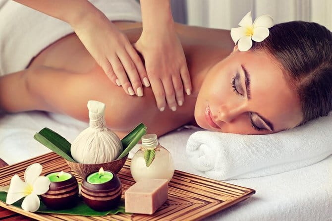 Hoang's Spa for Relaxing Foot Massage - When to book: best fit for your Hanoi schedule