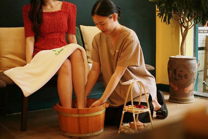 Hue Royal Relaxation Body Massage for 110 mins - Hue-style Royal Relaxation: what makes this massage feel like Hue